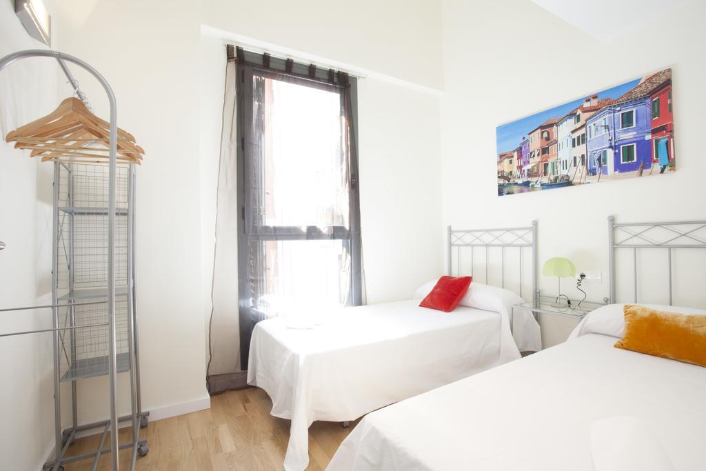 Singularstays Comedias Valencia Zimmer foto